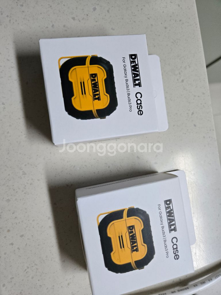 버즈3 버즈3프로 디월트케이스 판매--0