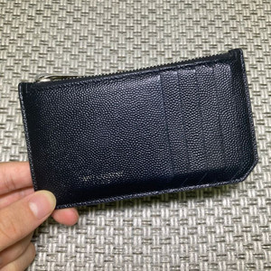 입생로랑 지퍼 카드지갑 블랙