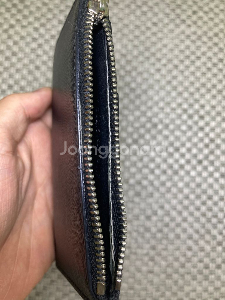 입생로랑 지퍼 카드지갑 블랙--3