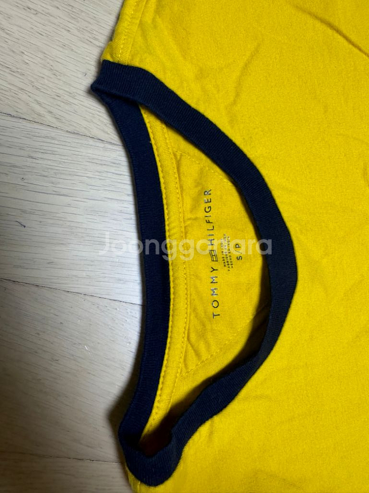 타미힐피거 노란색 티셔츠 팔아요(택포가격)--3