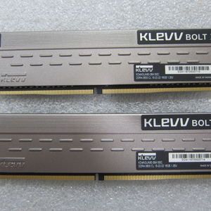 에센코어 KLEVV DDR4-3600 16Gx2