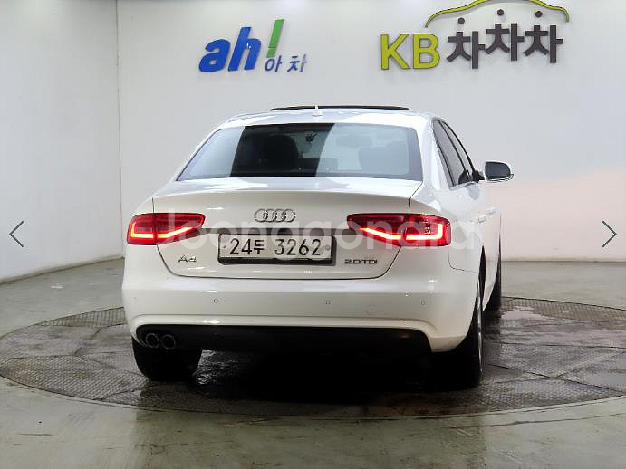 @14년식 A4(4세대) 2.0 TDI 다이나믹 전국--2