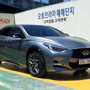 @17년식 Q30 2.0T 프리미엄 전국최저가격