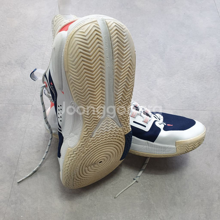 LI-NING SPEED IX2 프로 농구화 270--3