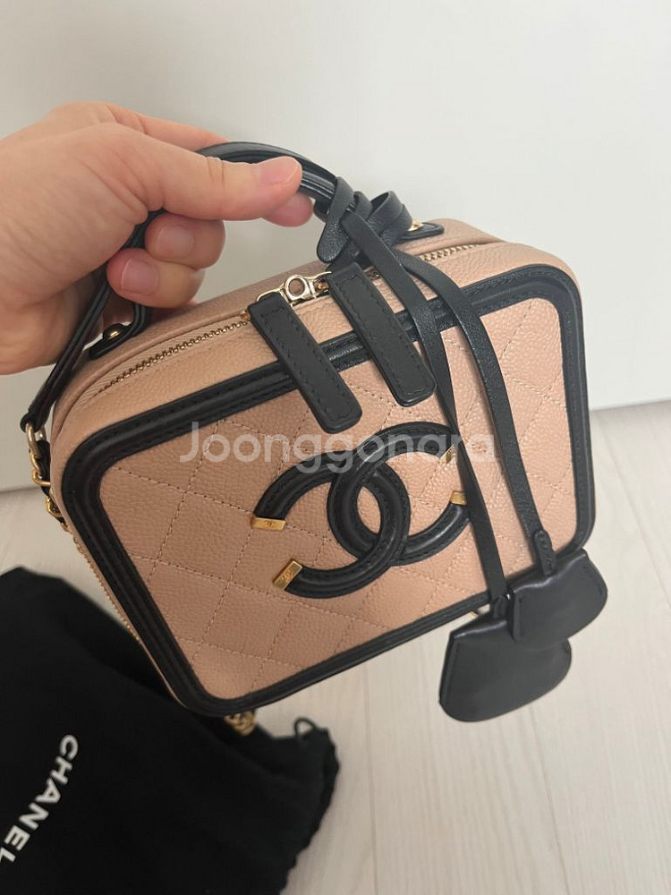 샤넬 코스메틱 스몰--1