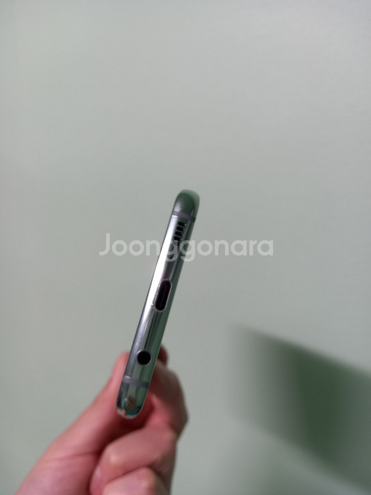 갤럭시 S10 깨끗한 기기 팝니다.--6