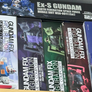 핫토이 아이언맨2 마크5, 메탈컴포짓 판매합니다