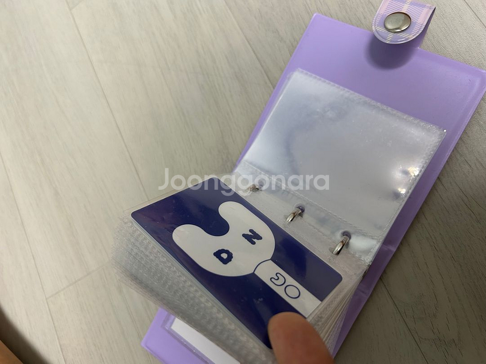뉴진스 응원봉(빙키봉)+OMG앨범+포카 약20종--3