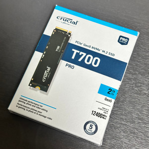 크루셜 T700 2TB 미개봉