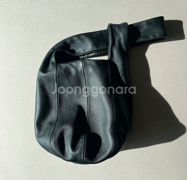 유르트 피그백 블랙--1