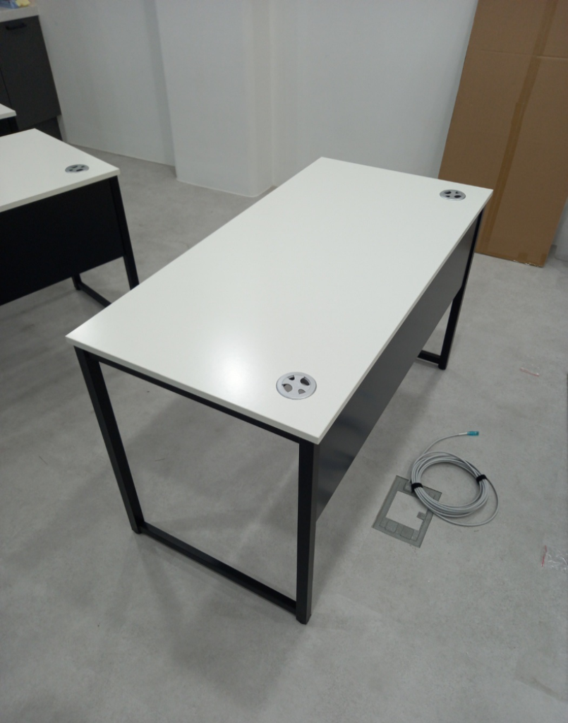 책상,원형테이블,원탁,사무용의자