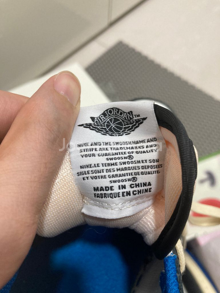 나이키 조던1 로우 프라그먼트 스캇 285--6