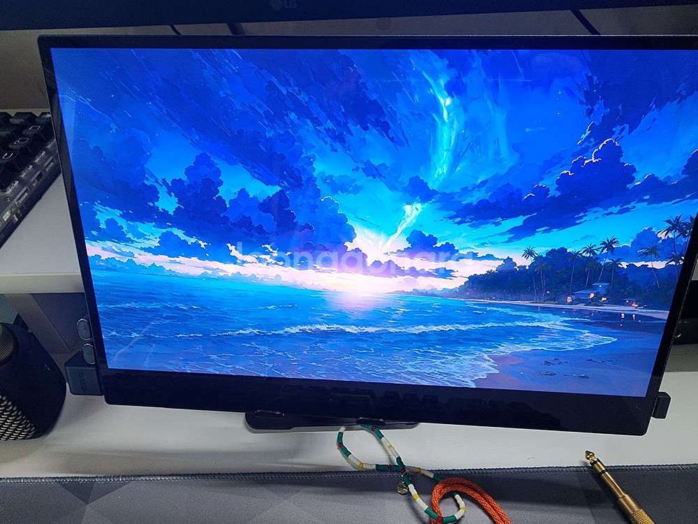 vchance oled 4k 터치 포터블 모니터--1
