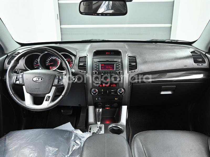 @11년식 쏘렌토 R 디젤 2.0 2WD 리미티드 고--6