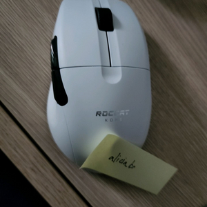 roccat kone air