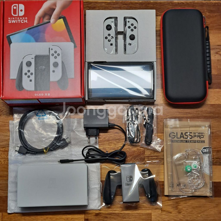 닌텐도스위치 OLED 화이트 S급 풀박 그립스트랩미사용--0