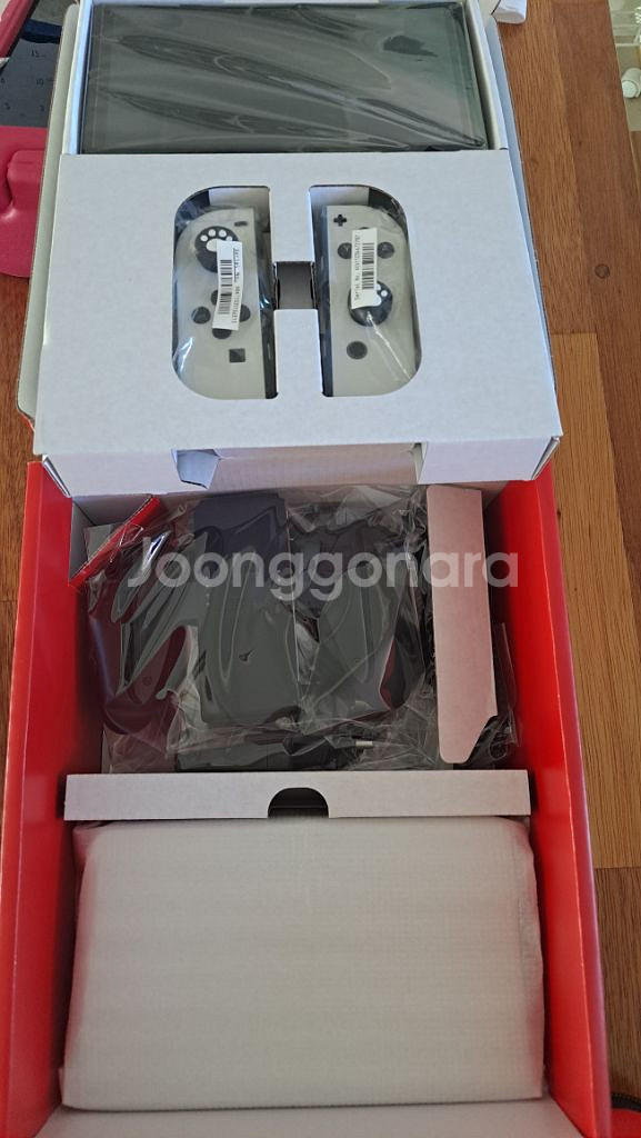 닌텐도스위치 OLED 화이트 S급 풀박 그립스트랩미사용--5