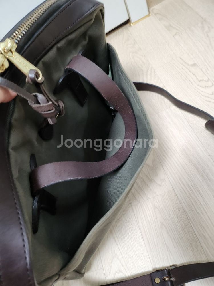 필슨256 오터그린 판매합니다--4