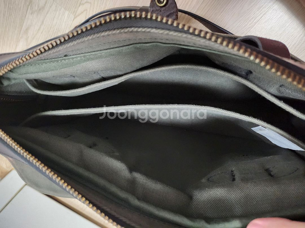 필슨256 오터그린 판매합니다--8