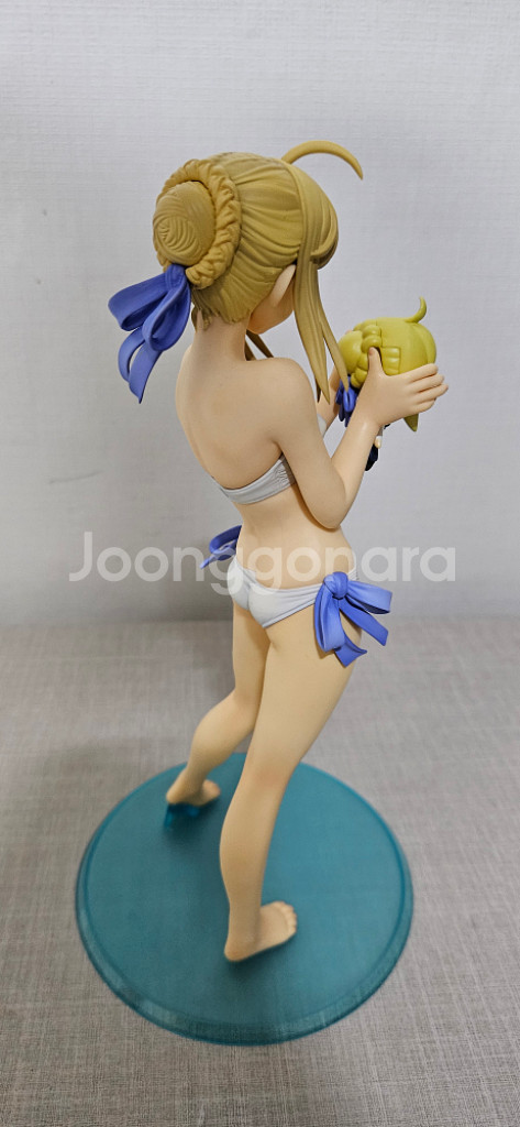 페이트 세이버 알터 수영복 피규어--1