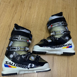 SALOMON IMPACT 9 SKI BOOTS