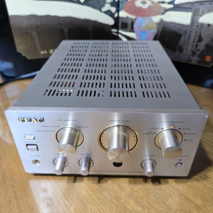 TEAC A-H300 스테레오 인티앰프