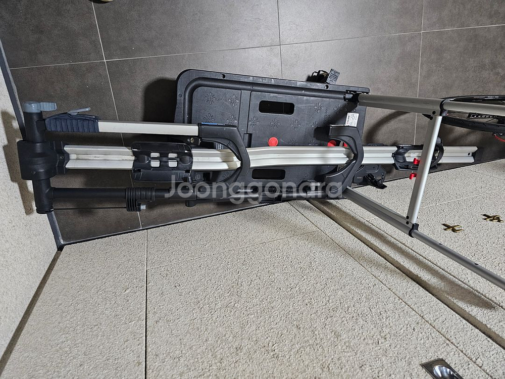 툴레 자전거 캐리어, 테슬라 모델3 정품 가로바(판완)--0