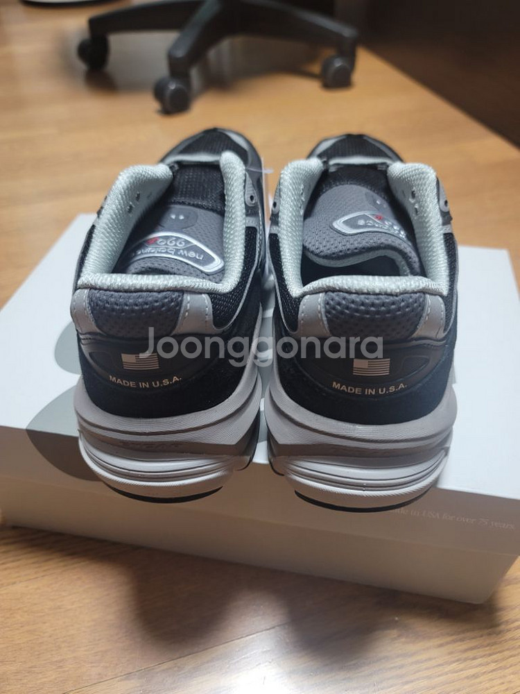 뉴발란스 990v6 블랙--3