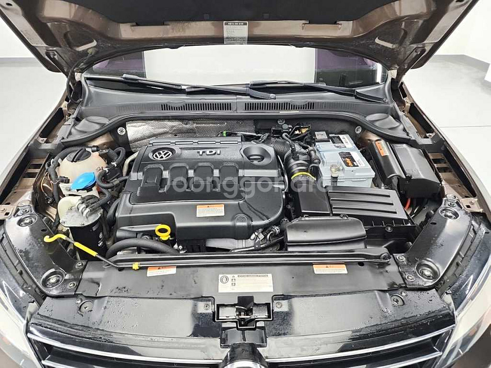 @15년식 제타(6세대) 2.0 TDI 블루모션 전--4