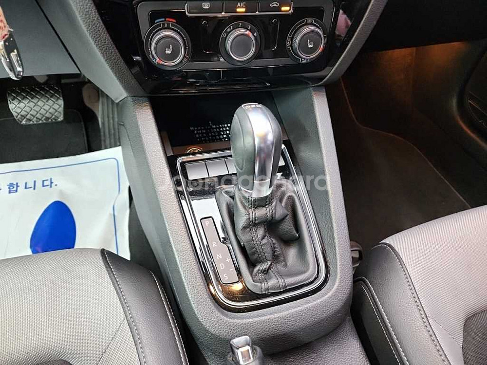 @15년식 제타(6세대) 2.0 TDI 블루모션 전--7