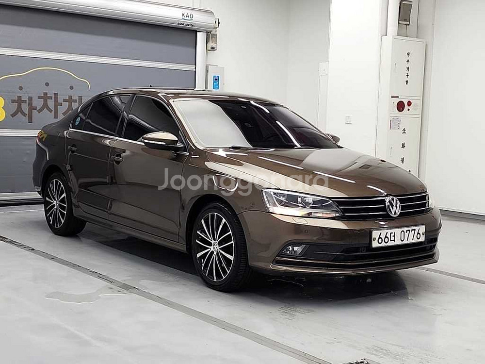 @15년식 제타(6세대) 2.0 TDI 블루모션 전--3