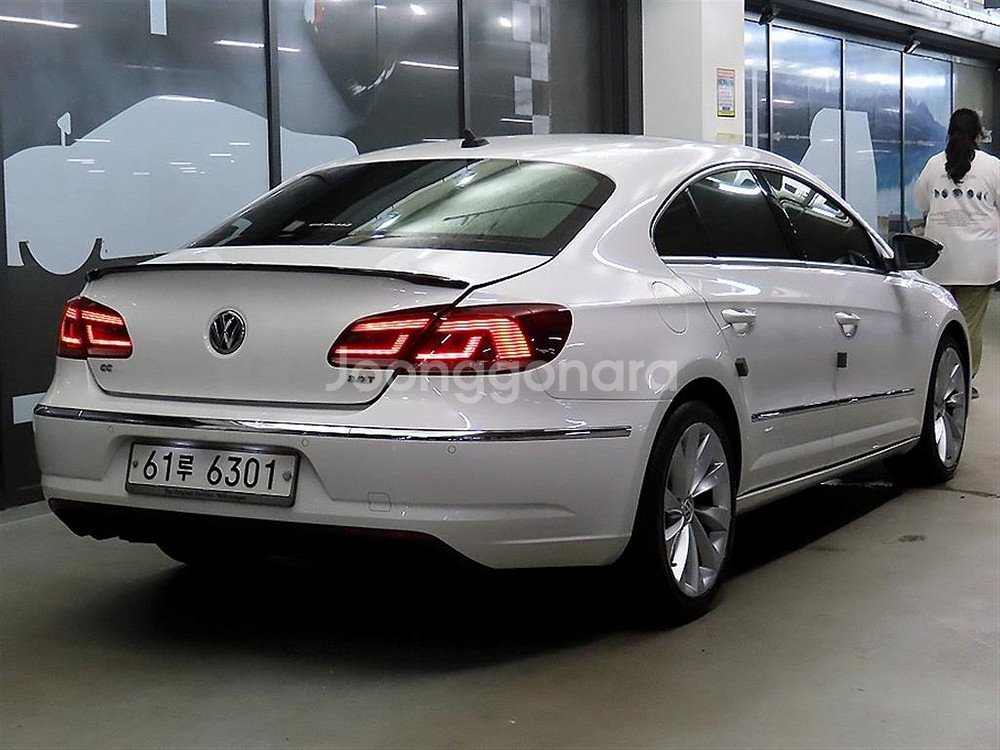 @12년식 CC 2.0 TSI 전국최저가격--3