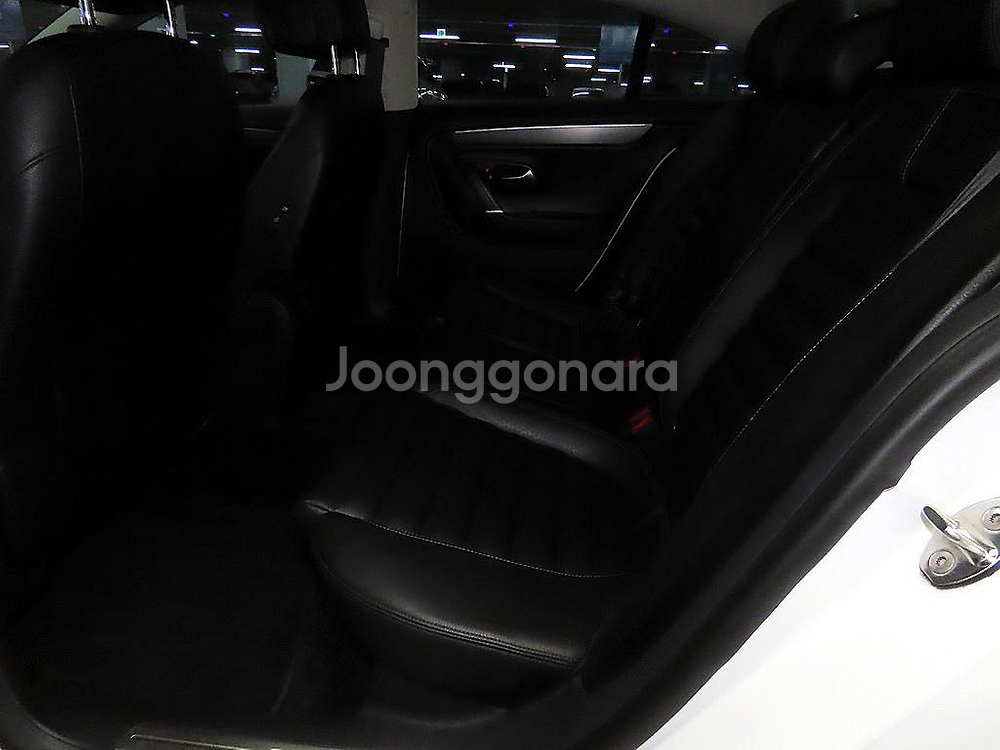 @12년식 CC 2.0 TSI 전국최저가격--6