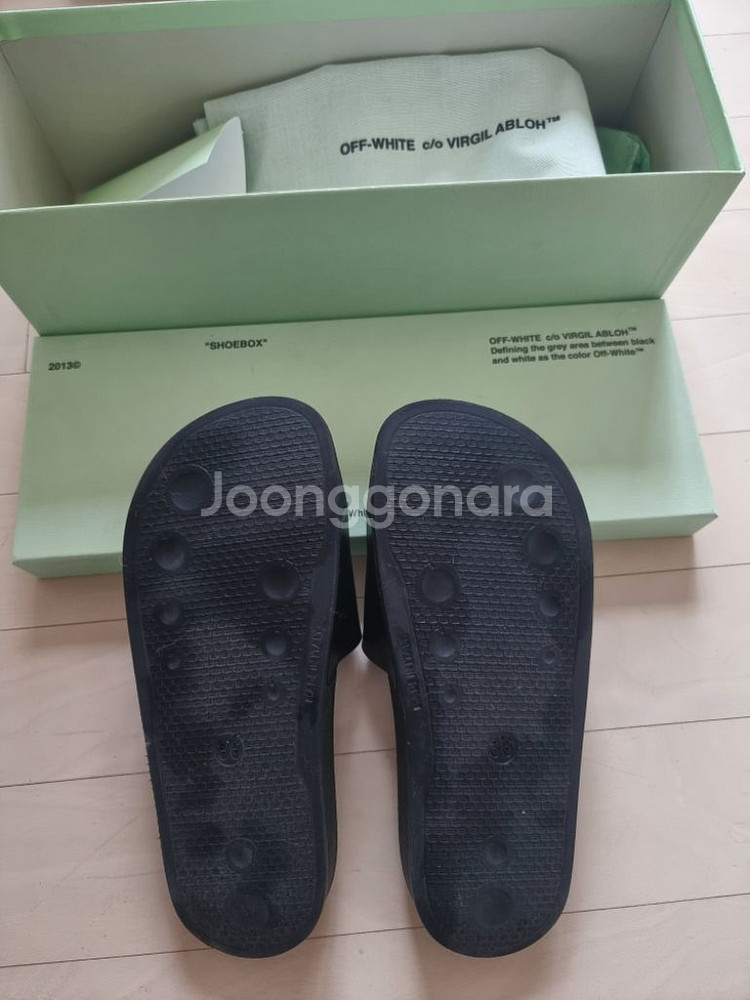 (쿨거래시8만)정품 오프화이트 슬리퍼 36사이즈--2