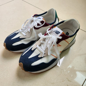 뉴발란스 327 230