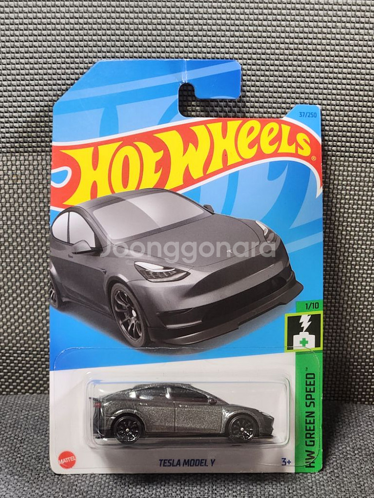Hot wheels 테슬라 모델Y--0