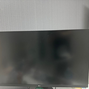 lg 32un880 4k 팝니다.