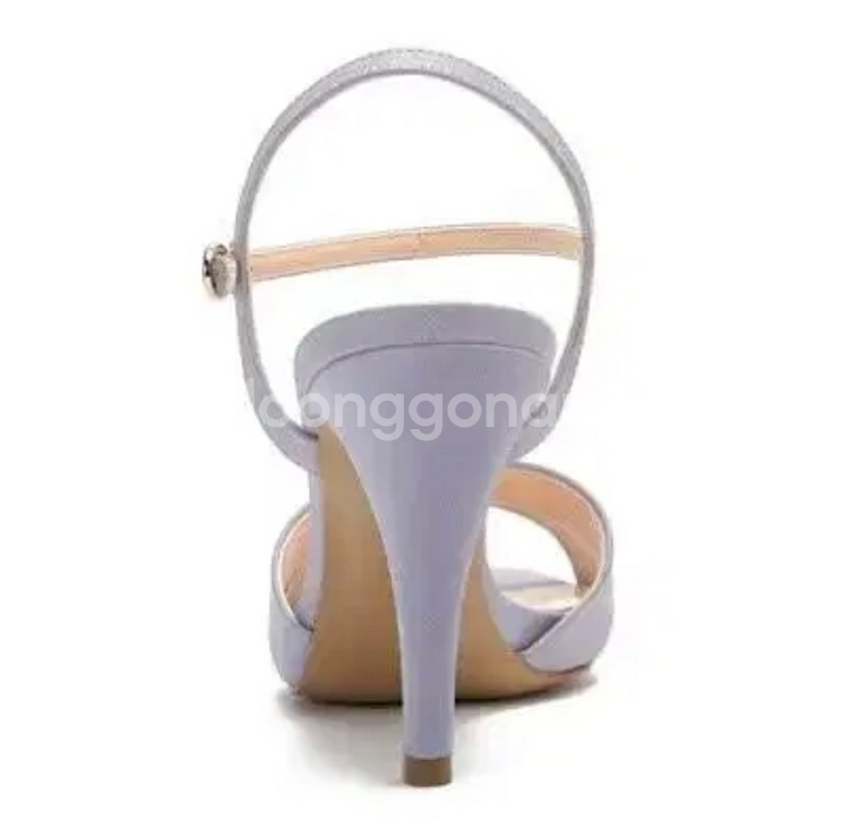 새상품 카렌화이트 양가죽 라벤더 스트랩 오픈토힐 240--2