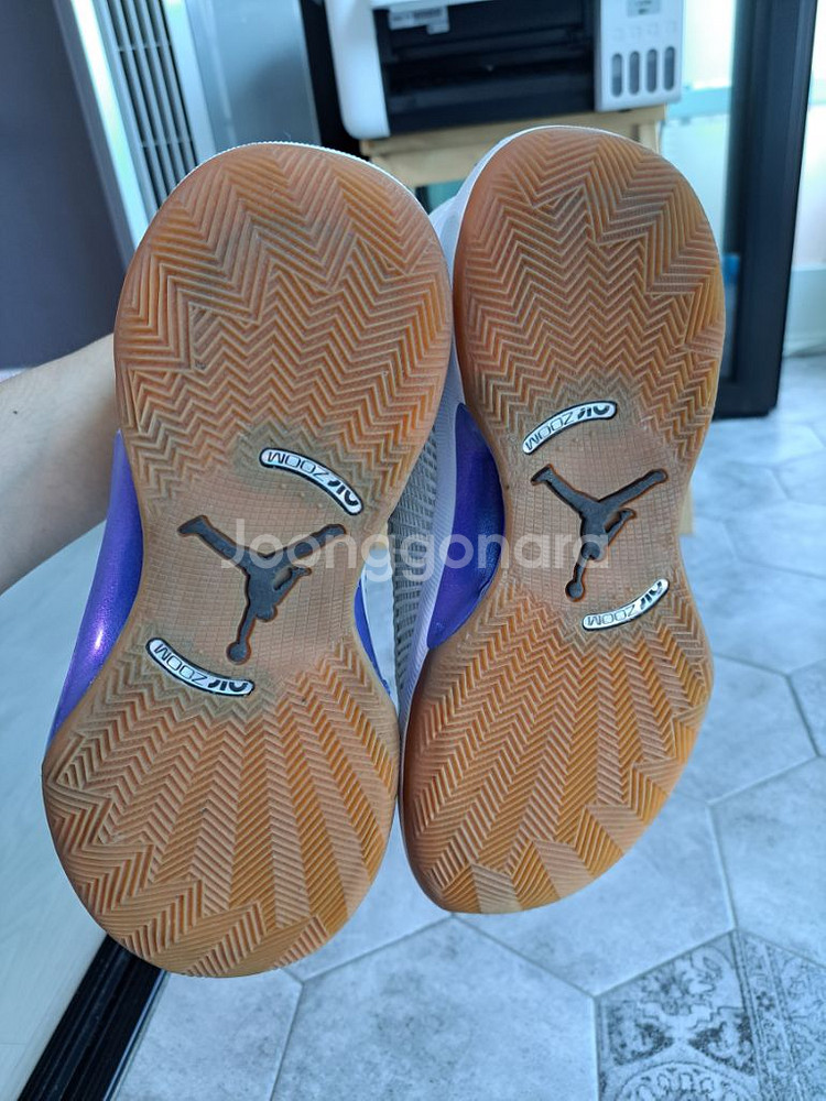 에어조던 35 250사이즈 판매합니다--6