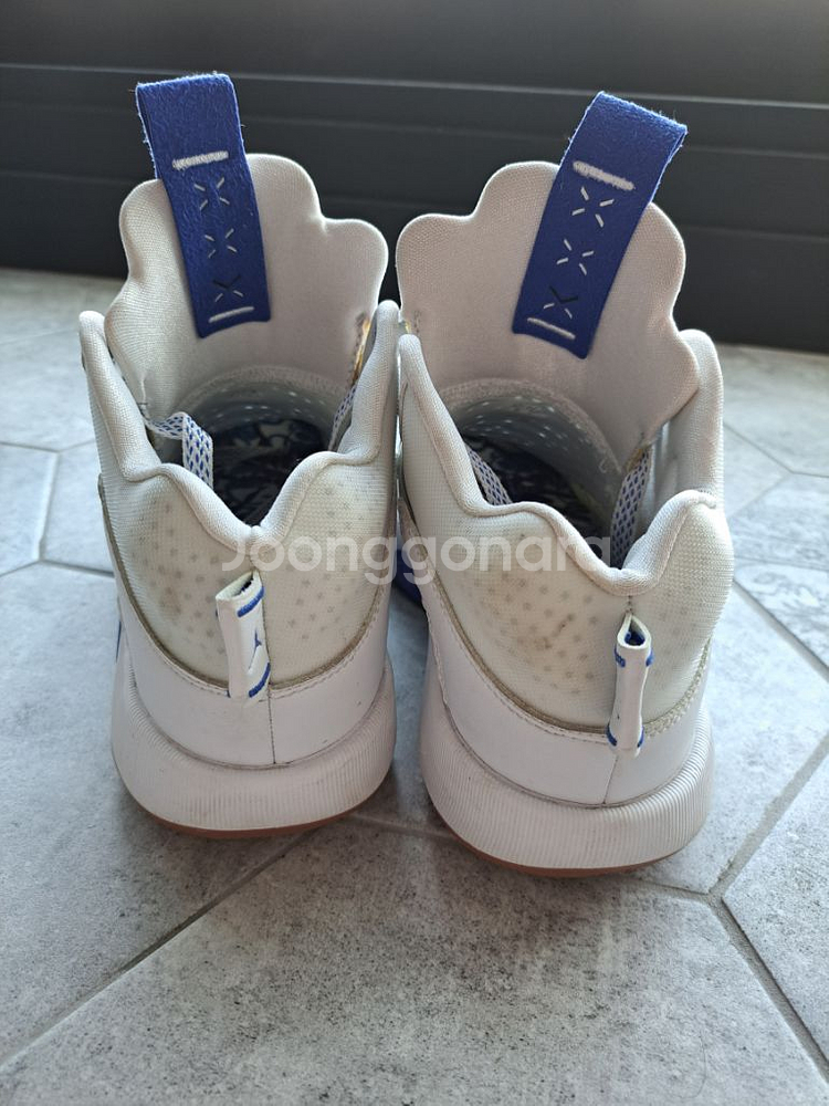 에어조던 35 250사이즈 판매합니다--2