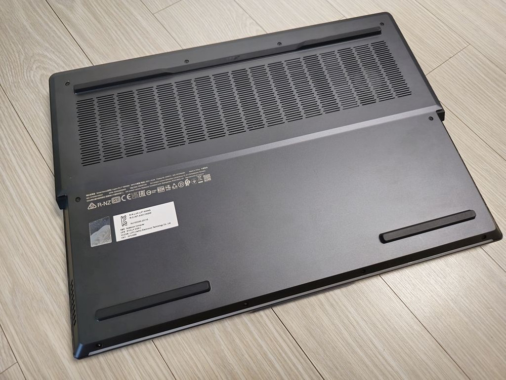 레노버 리전프로7 노트북 16IRX8H RTX4080 이미지