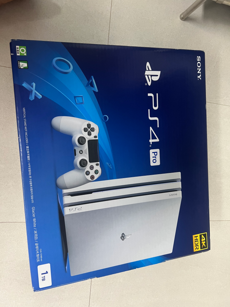 (플스4)PS4 PRO 7218B 화이트 팝니다