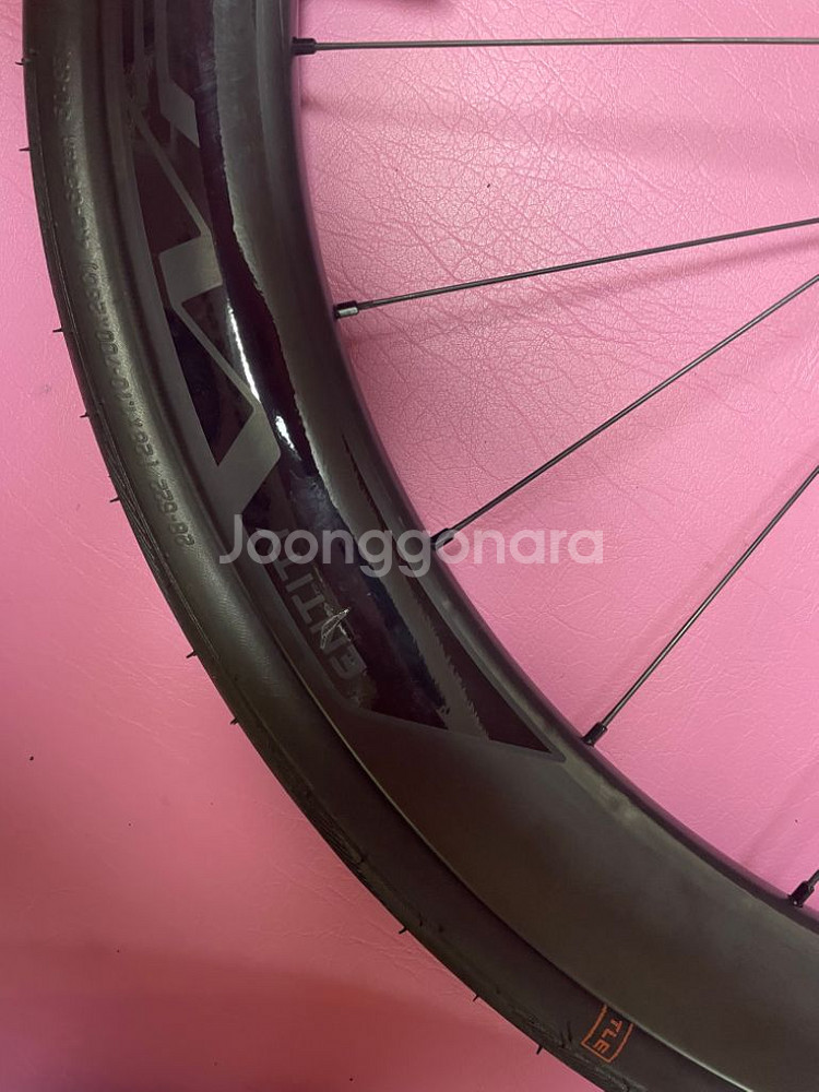 노바텍 r5 디스크 카본휠셋 팝니다--5