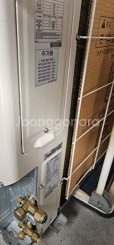 LG WHISEN 에어컨 실외기 RPUQ0301S2R--4