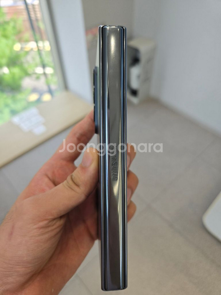 z 폴드4 512GB sss급 민팃a등급 판정폰 팔아요--2