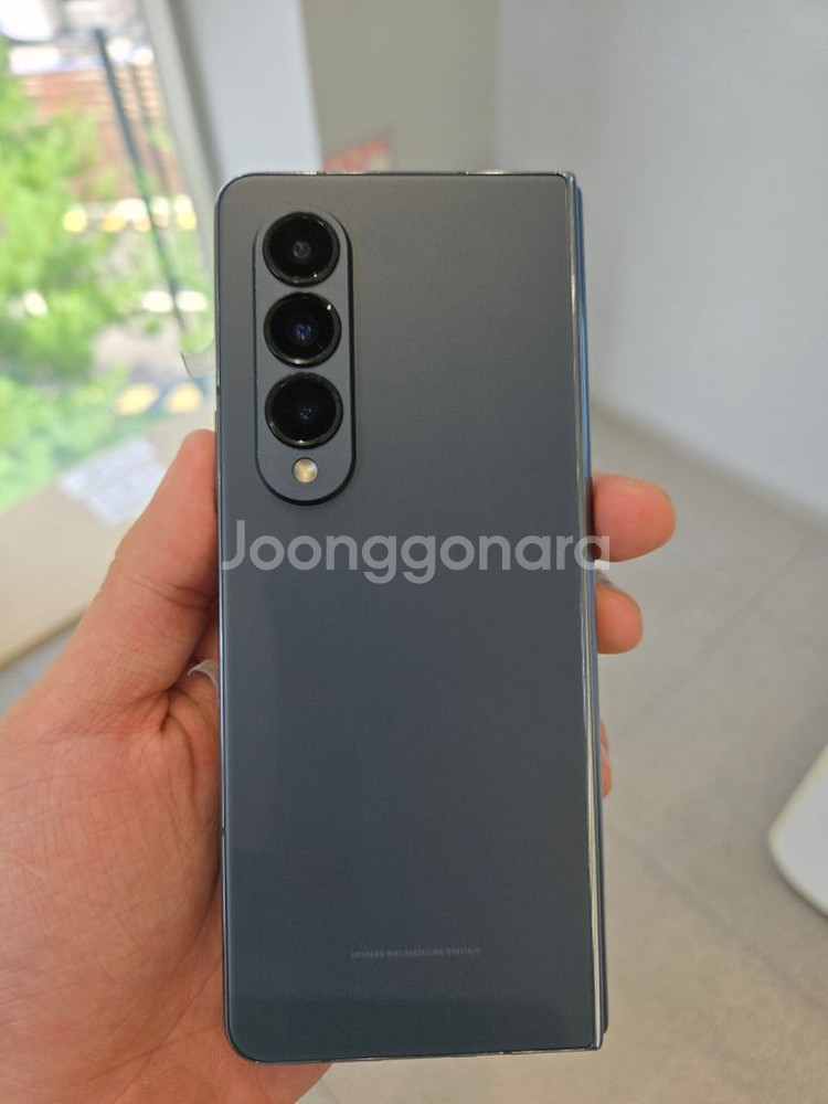 z 폴드4 512GB sss급 민팃a등급 판정폰 팔아요--3