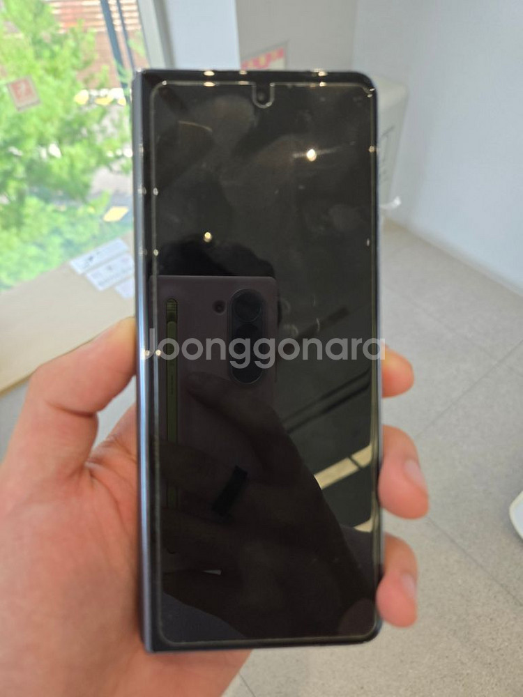 z 폴드4 512GB sss급 민팃a등급 판정폰 팔아요--1