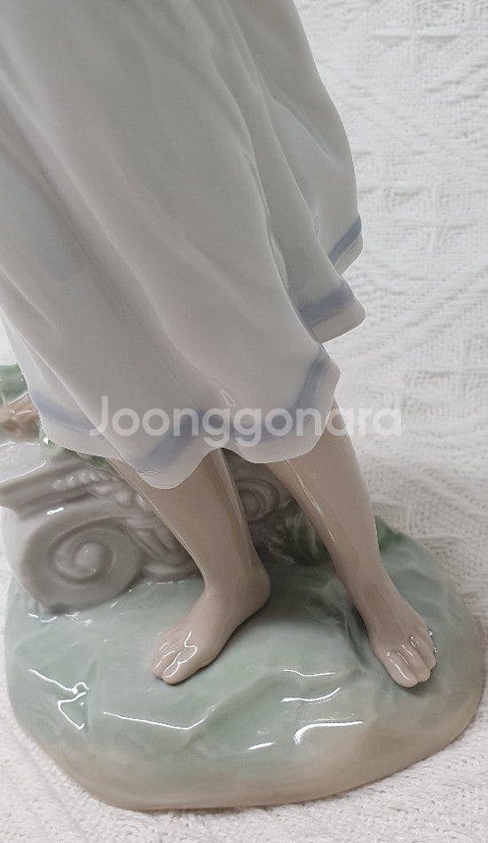 (택포)중형 스페인 야드로피겨린7709 여신을 위한 꽃--5