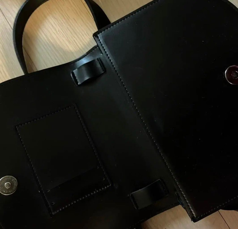 엘바테게브st 블랙 미니 반달백 이미지