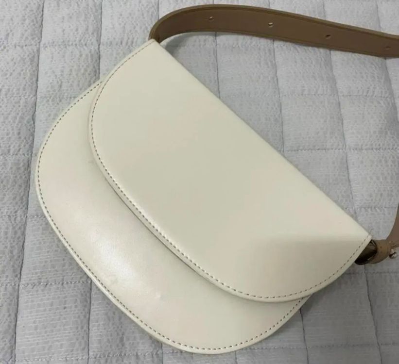 엘바테게브st 미니 반달백 이미지